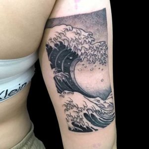 asia welle von kanagawa tattoo münchen