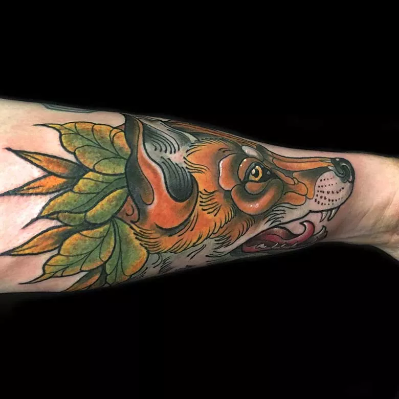 newschool fuchs tattoo münchen auf dem unterarm vom surface Tattoo studio münchen