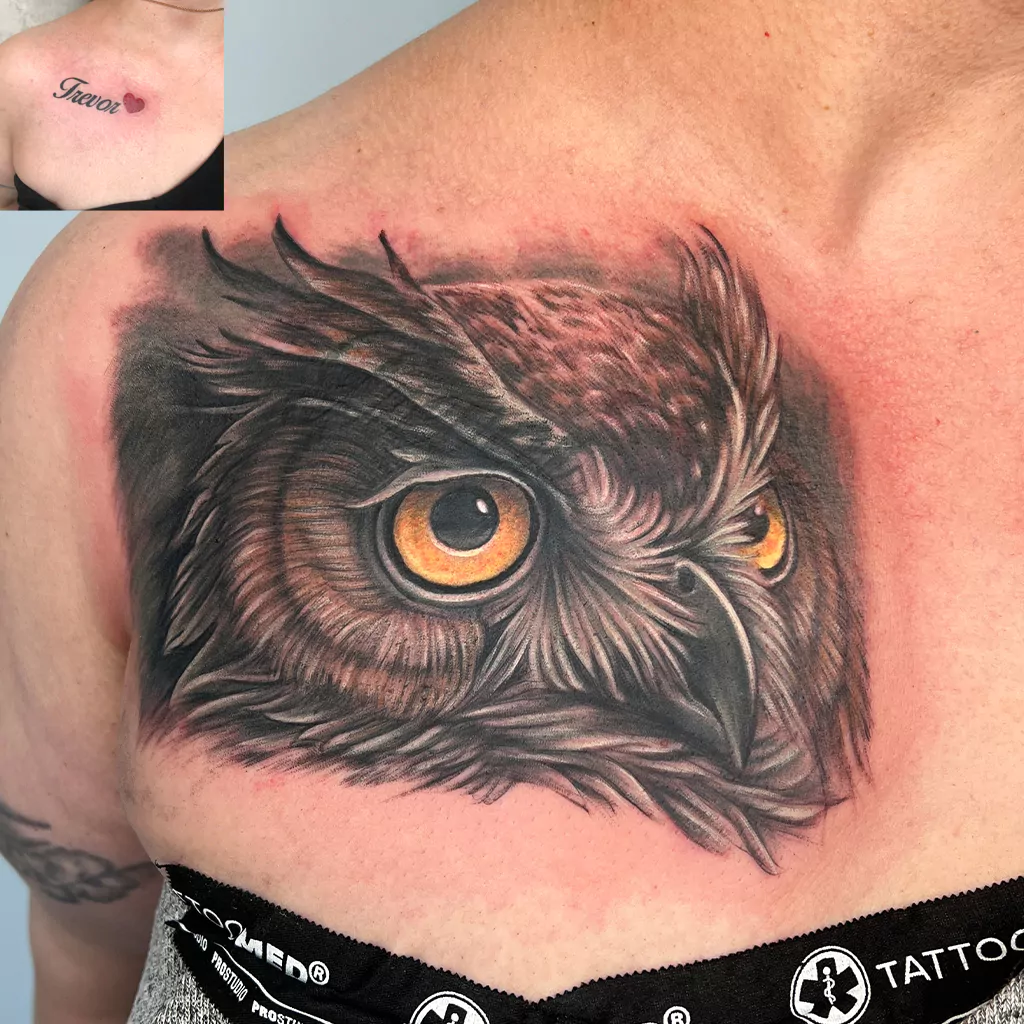 Cover Up Tattoo mit einer Eule - München